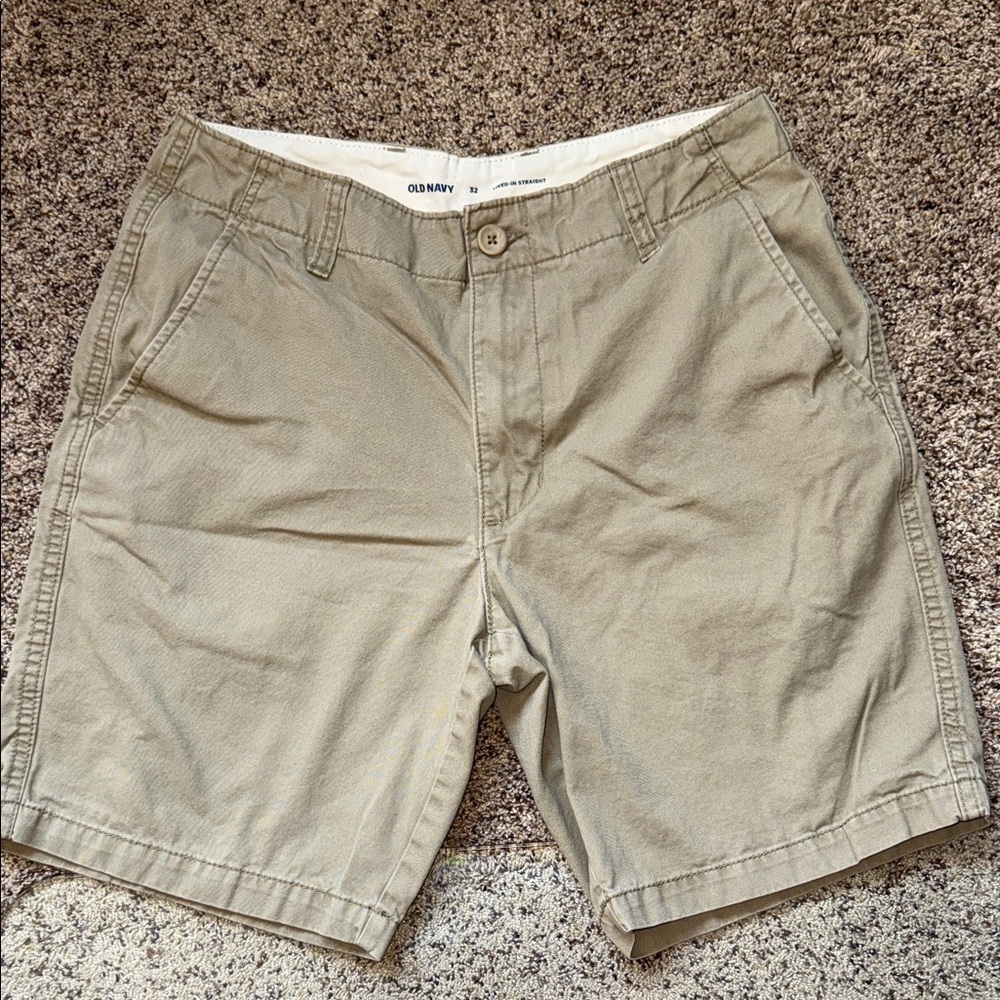 Old Navy Men's Khaki Flat Front Shorts